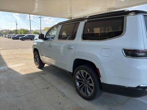 2024 Jeep Grand Wagoneer Series III 4x4