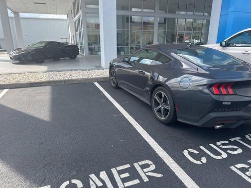 2024 Ford Mustang EcoBoost