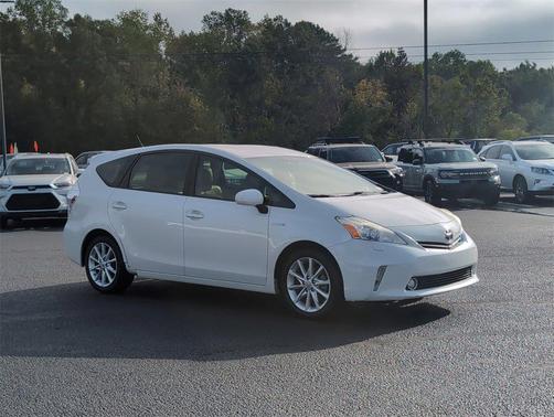 2013 Toyota Prius v Two