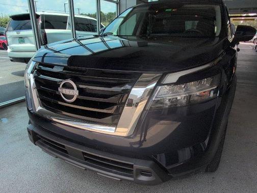2022 Nissan Pathfinder SV 2WD