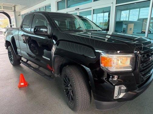 Onyx Black 2022 GMC Canyon Elevation
