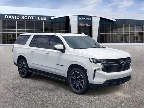 Summit White 2022 Chevrolet Suburban RST