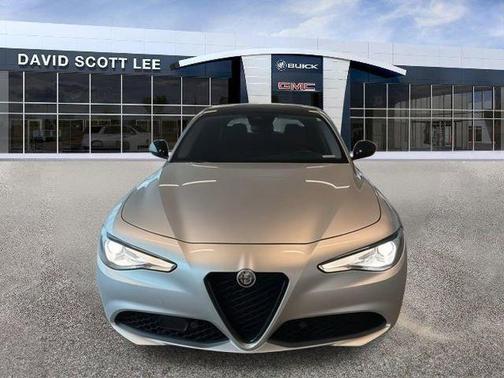 2021 Alfa Romeo Giulia Base