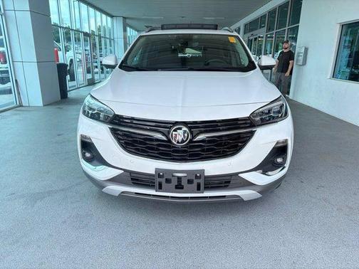White Frost Tricoat 2023 Buick Encore GX Essence