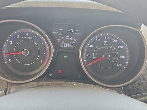 2016 Hyundai ELANTRA Limited