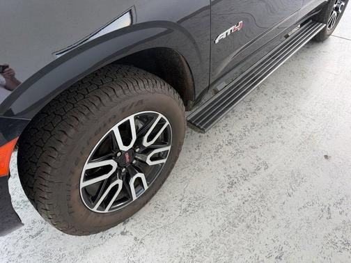2021 GMC Yukon 4WD AT4
