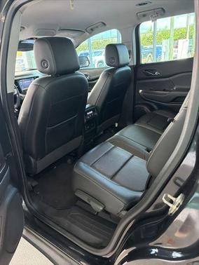 2020 GMC Acadia AWD SLT