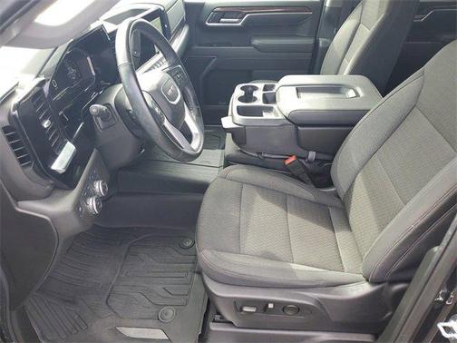 2025 GMC Sierra 1500 SLE