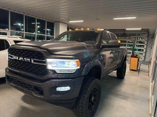 2022 RAM 2500 Big Horn Crew Cab 4x4 6'4' Box