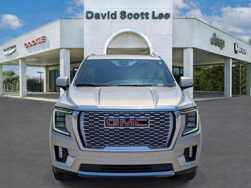 Pearl Beige Metallic 2022 GMC Yukon Denali