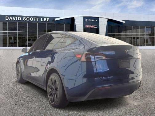 Deep Blue Metallic 2023 Tesla Model Y Long Range Dual Motor All-Wheel Drive
