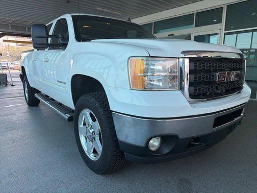 2011 GMC Sierra 2500 SLT