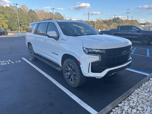 2023 Chevrolet Suburban 4WD Z71