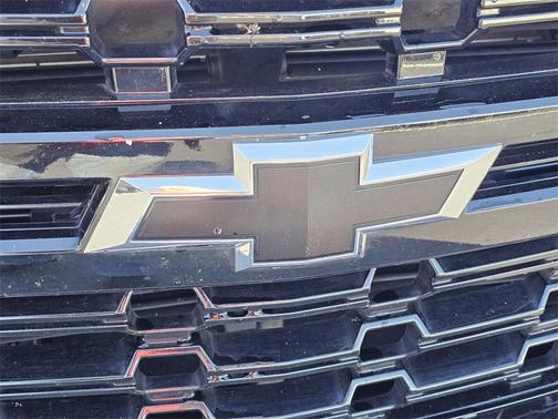 2023 Chevrolet Suburban 4WD Z71