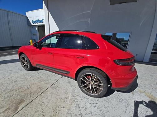 2024 Porsche Macan S
