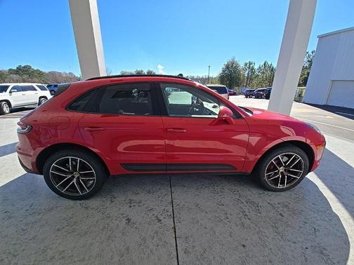 2024 Porsche Macan S