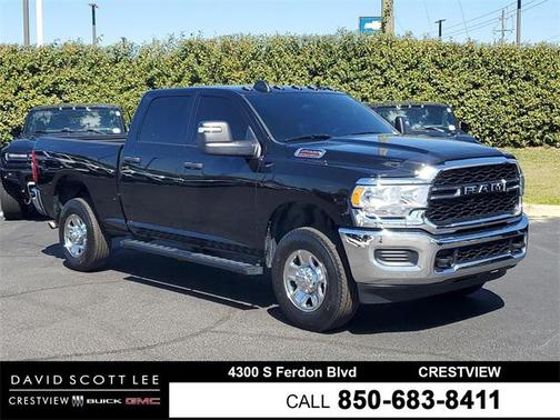 2024 RAM 2500 Tradesman Crew Cab 4x4 6'4' Box