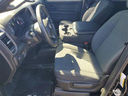 2024 RAM 2500 Tradesman Crew Cab 4x4 6'4' Box