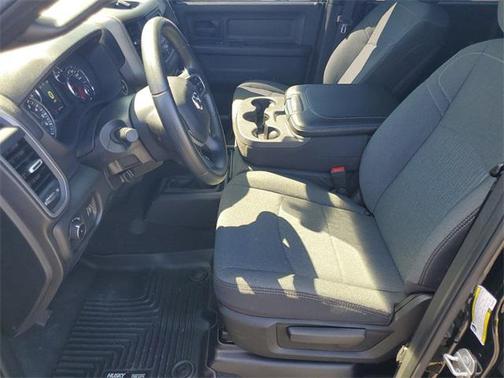 2024 RAM 2500 Tradesman Crew Cab 4x4 6'4' Box