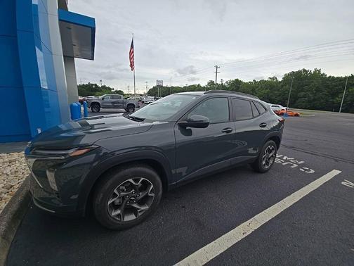 Cypress Gray 2025 Chevrolet Trax LT