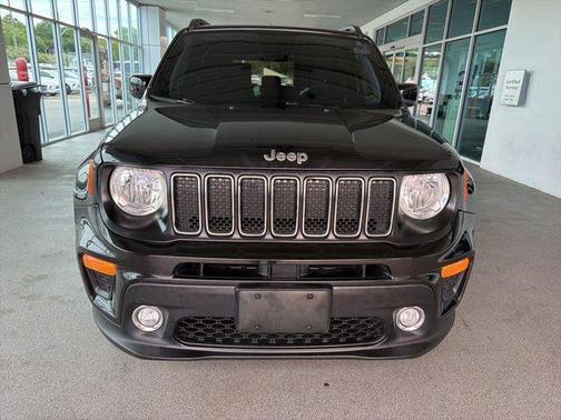 Black Clearcoat 2019 Jeep Renegade Latitude