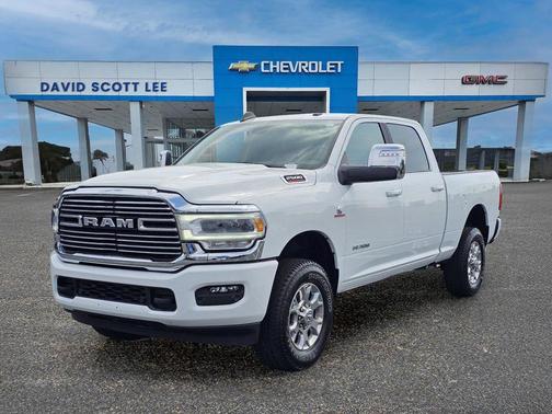 2024 RAM 2500 Laramie Crew Cab 4x4 6'4' Box