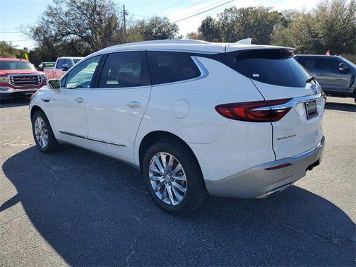 2020 Buick Enclave FWD Essence