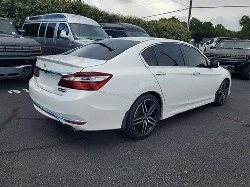 2017 Honda Accord Sport SE
