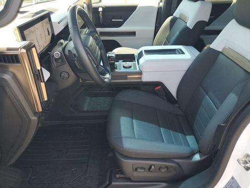 Interstellar White 2023 GMC HUMMER EV Pickup 3X
