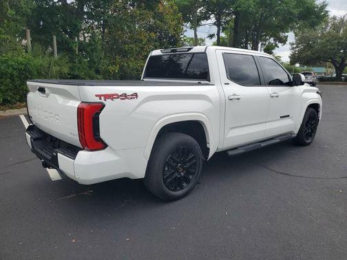 Ice Cap 2024 Toyota Tundra SR5
