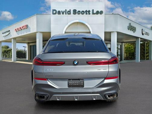 2025 BMW X6 xDrive40i