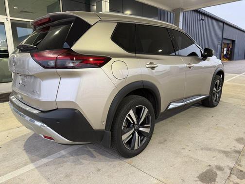 2023 Nissan Rogue Platinum