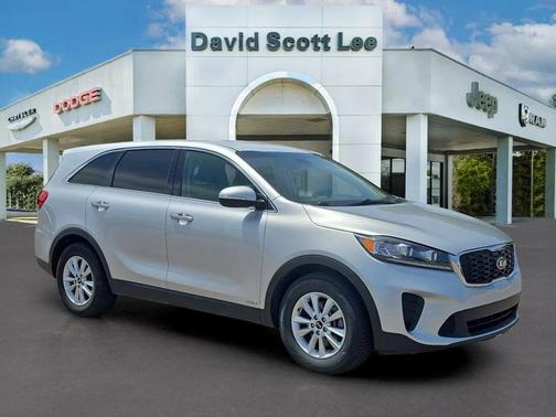 Sparkling Silver 2019 Kia Sorento LX