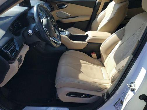 Platinum White Pearl 2020 Acura RDX Advance Package