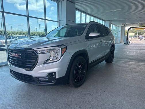 2022 GMC Terrain SLT