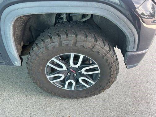 2022 GMC Sierra 1500 AT4