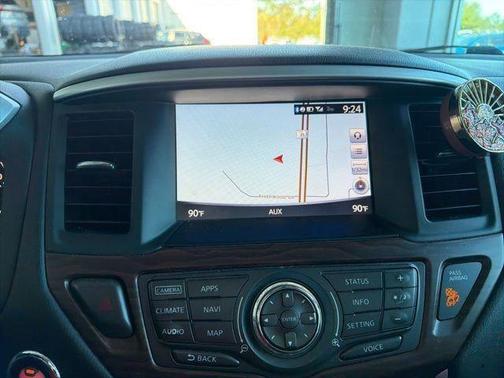 2017 Nissan Pathfinder Platinum