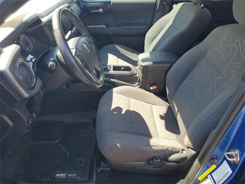 2016 Toyota Tacoma SR