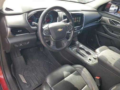 Cajun Red Tintcoat 2018 Chevrolet Traverse RS