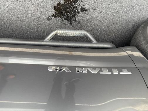 2018 Nissan Titan SV