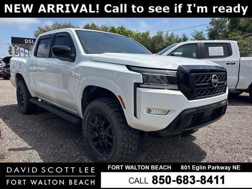 Glacier White 2023 Nissan Frontier SV