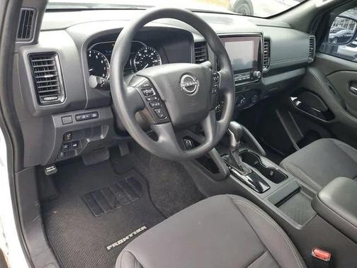 Glacier White 2023 Nissan Frontier SV
