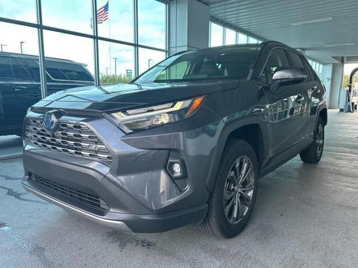 2024 Toyota RAV4 Hybrid SE