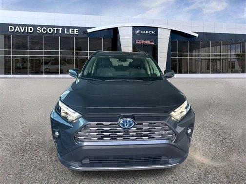 2024 Toyota RAV4 Hybrid SE