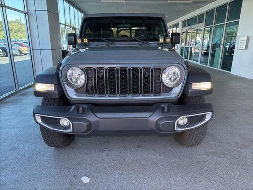 2024 Jeep Gladiator Sport
