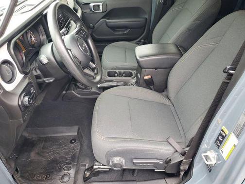 2024 Jeep Gladiator Sport