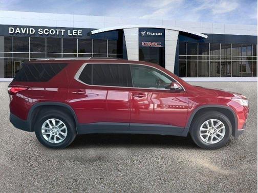 2018 Chevrolet Traverse LT Cloth