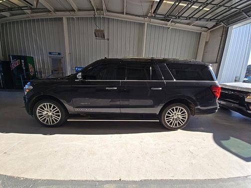 2022 Ford Expedition Max Platinum