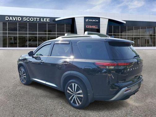 Super Black 2024 Nissan Pathfinder Platinum FWD