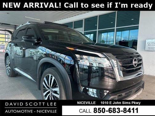Super Black 2024 Nissan Pathfinder Platinum FWD